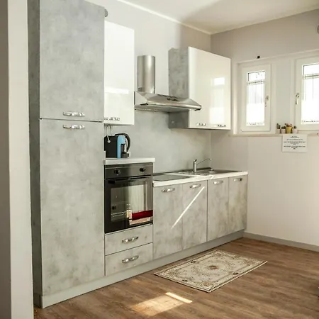 Apartment Otta House Garda