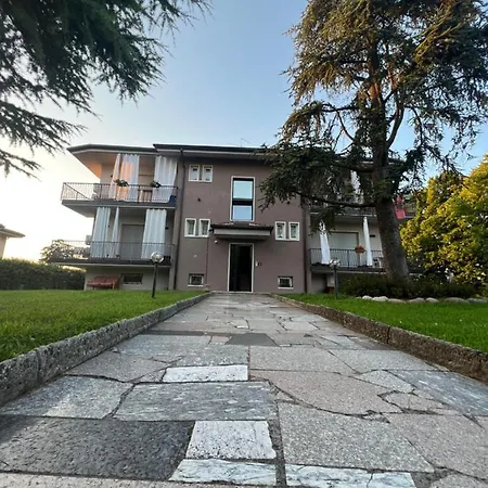 Otta House Garda *