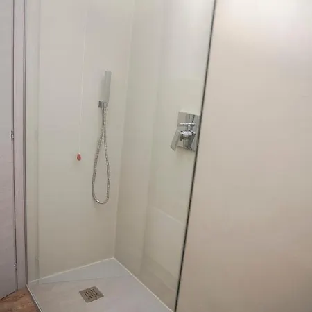 Otta House Garda Apartamento Castelnuovo del Garda