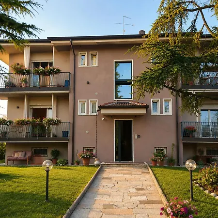 Otta House Garda Castelnuovo del Garda